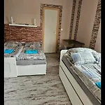 Kids' Paradise House Pensionat 3*
