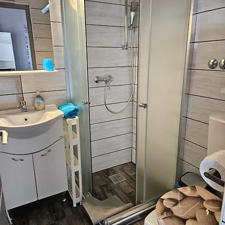 Kids' Paradise House בית הארחה Balatonboglár