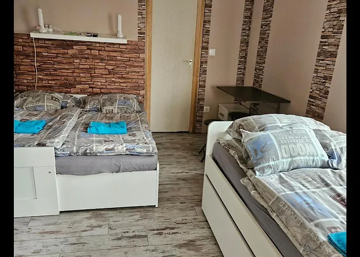 Kids' Paradise House בית הארחה 3*