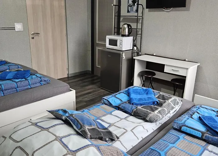 Kids' Paradise House בית הארחה