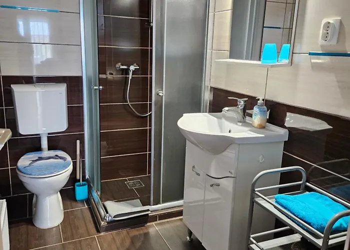 בית הארחה Kids' Paradise House 3*